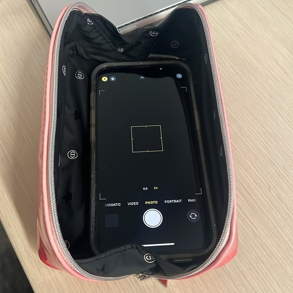 Dior Pink Gradient Patent Zip Logo Clutch Pouch - Picture 8 of 8